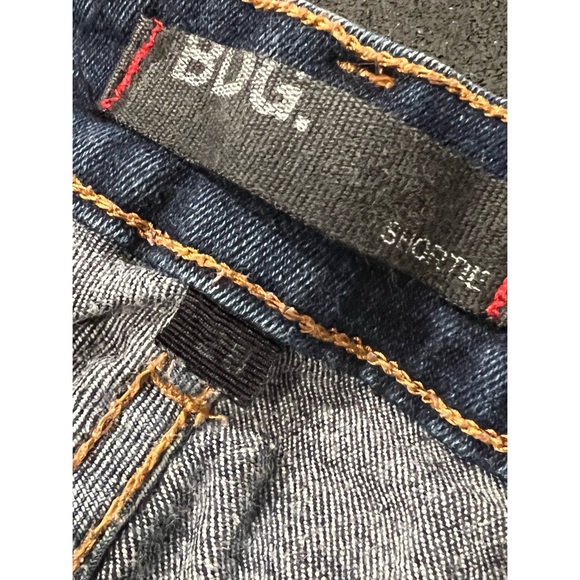 BDG Shortie Short - Picture 6 of 7